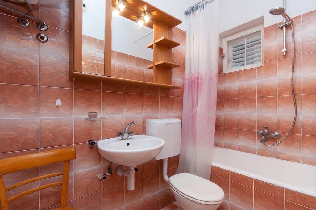 Maslinov Hlad Apartment Barbat na Rabu Cameră foto