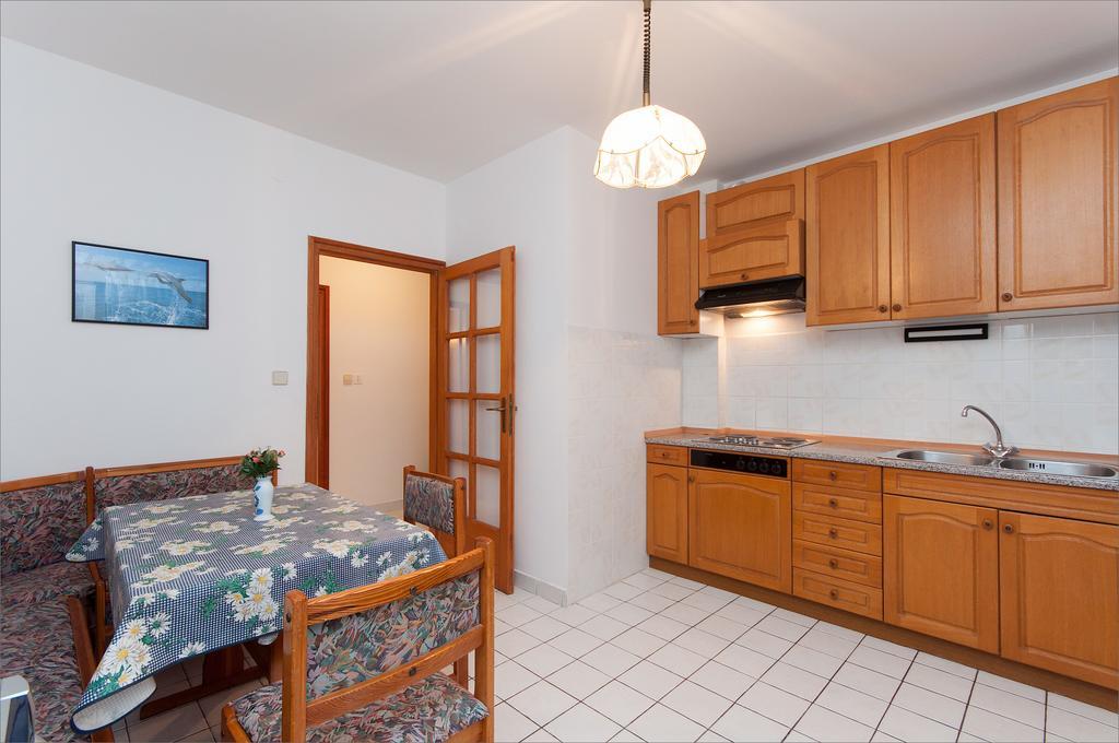 Maslinov Hlad Apartment Barbat na Rabu Exterior foto